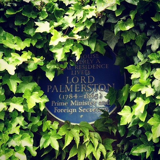 Blue Plaque - Lord Palmerston, twice Prime Minister and three time Foreign Secretary (image by Sabi Style)