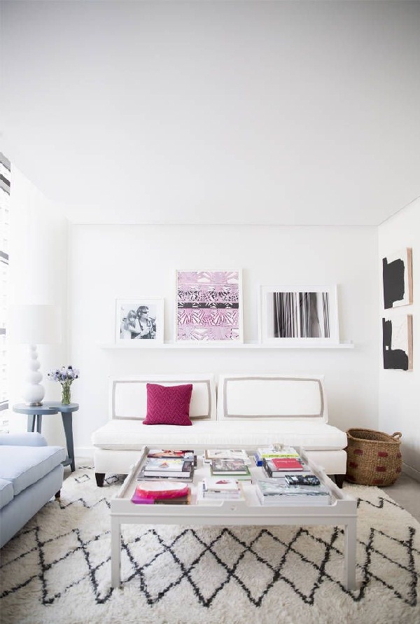 accent of Radiant Orchid in the living room of Eva Chen editor in chief of Lucky (photo by Brittany Ambridge via Domino)
